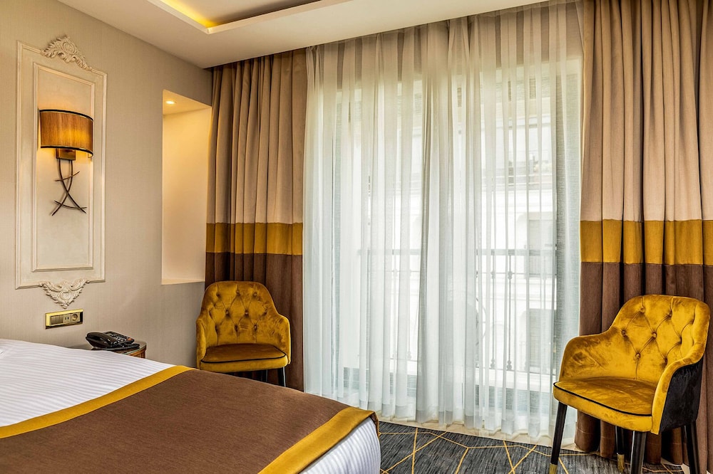 Beethoven Senfoni Hotel Istanbul 32/56