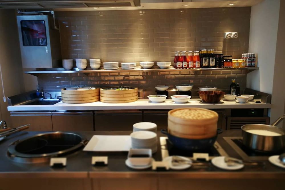 HYATT PLACE BANGKOK SUKHUMVIT 52/69