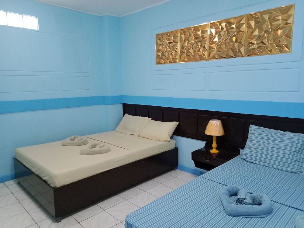 Hayward Travel Inn 22/55