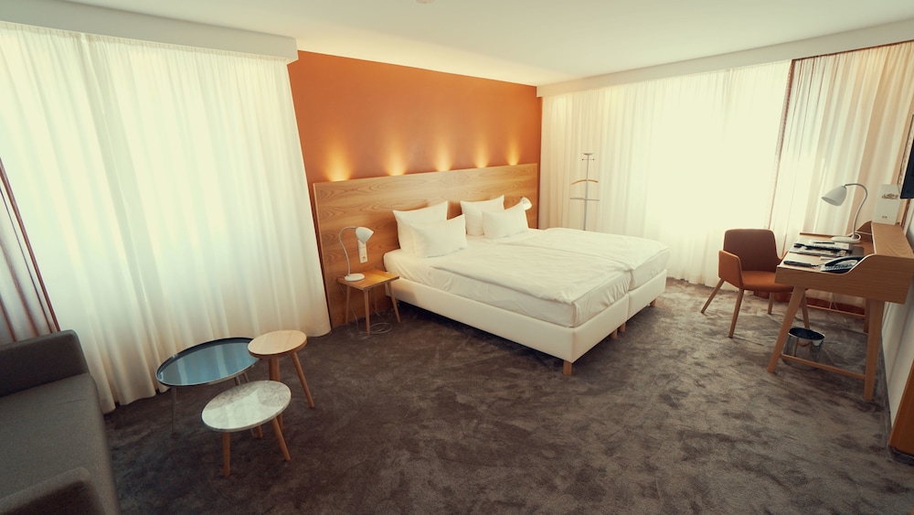 Deluxe, Double Bed, Sofa