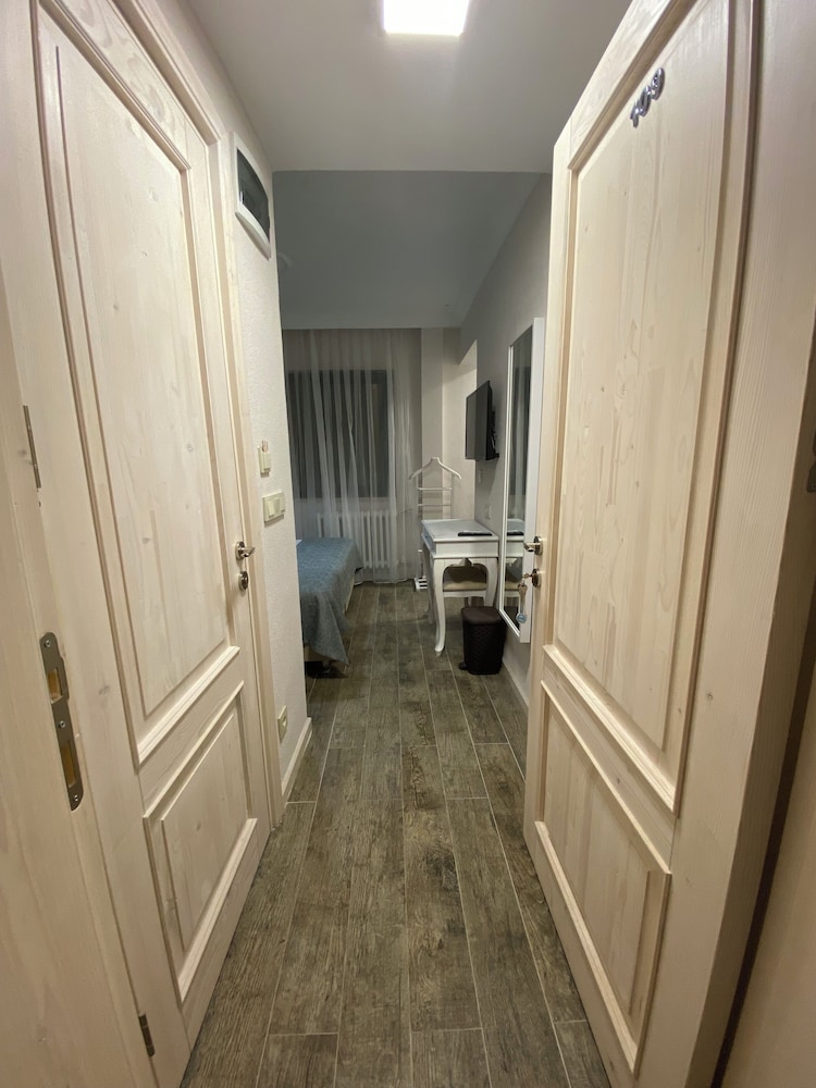 Kale Motel 25/43