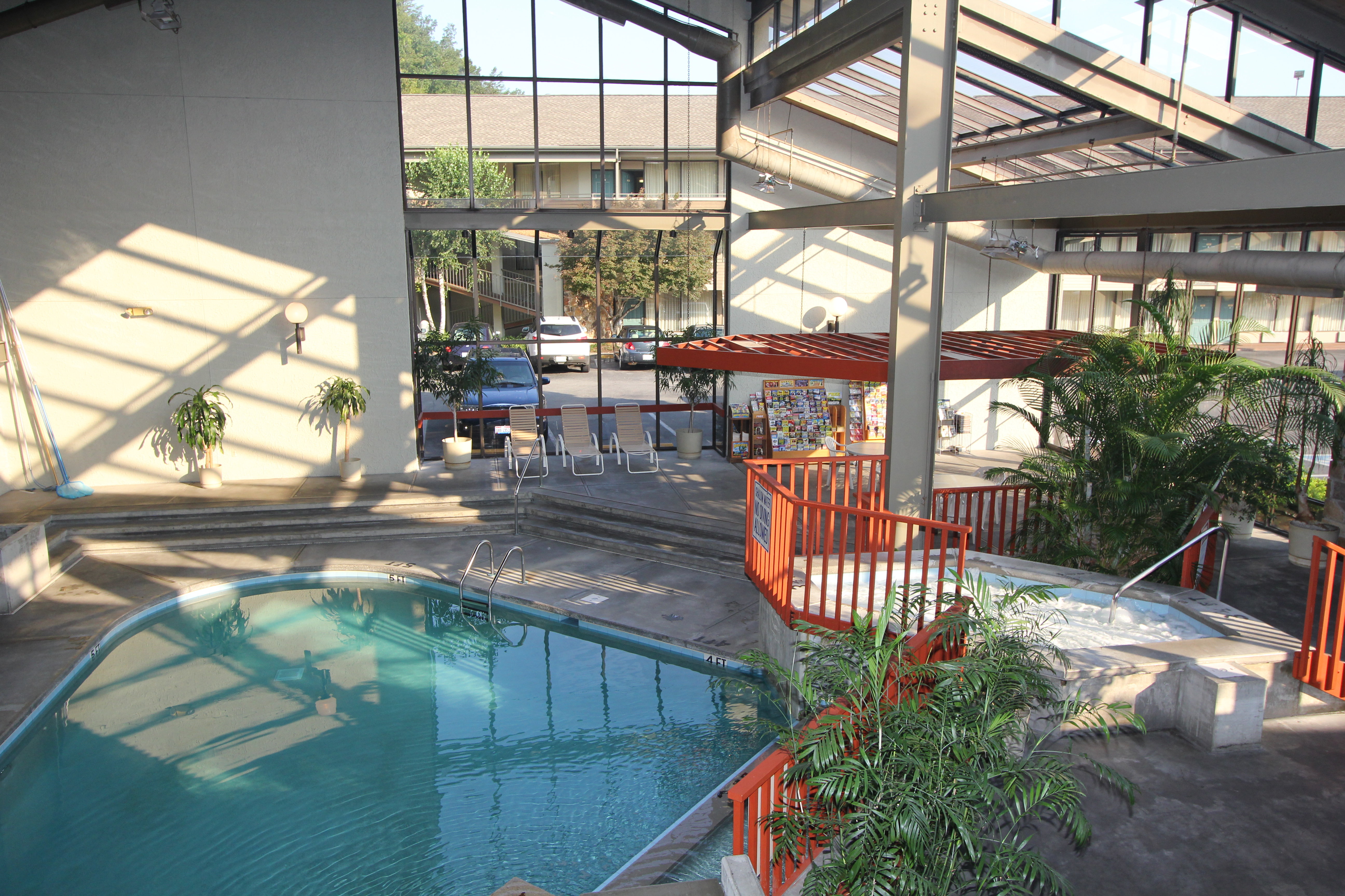 Best Western Toni Inn 33/57