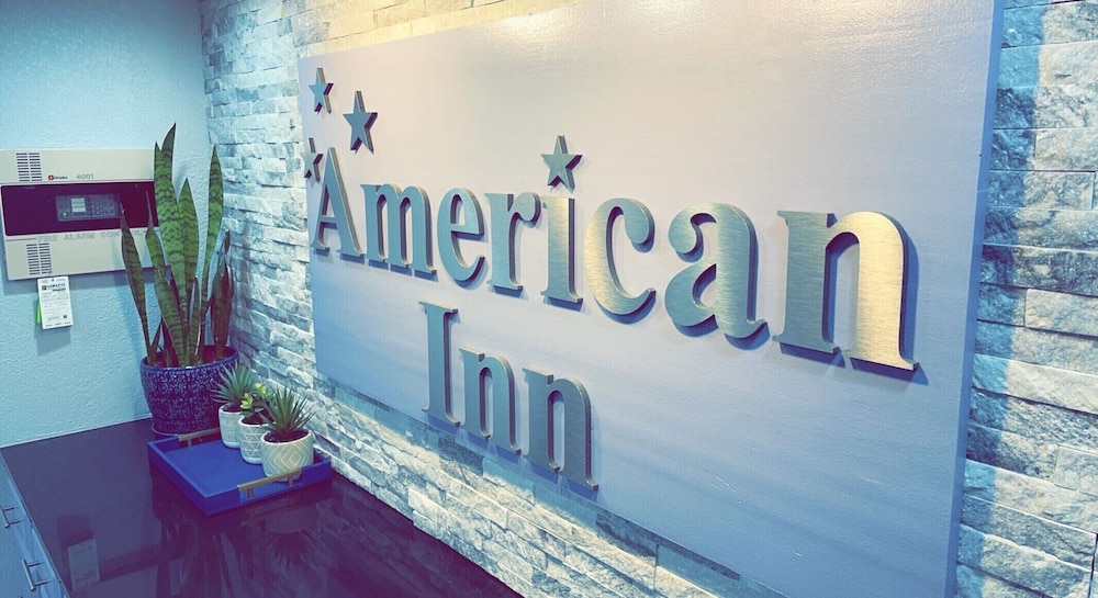 Economy Inn Suites Cedar Rapids 4/50