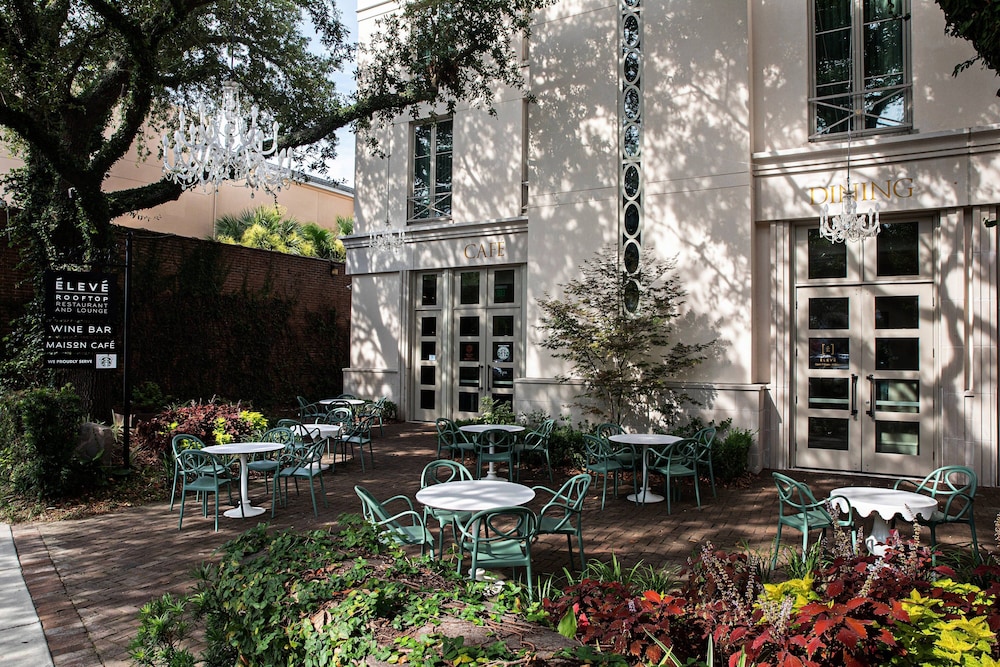 Grand Bohemian Hotel Charleston Autograph Collection 15/56