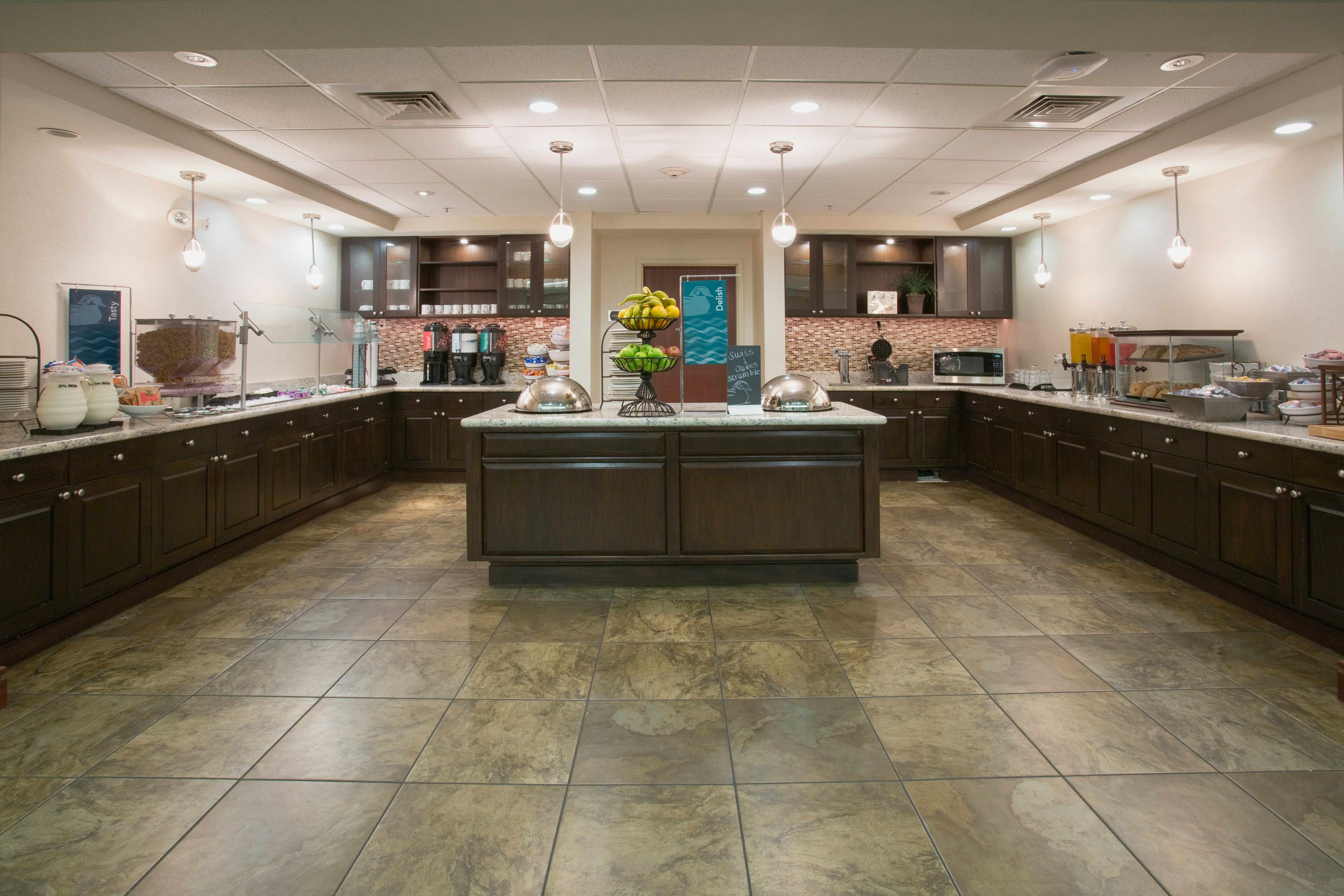 Homewood Suites By Hilton Phoenix Avondale 8/33