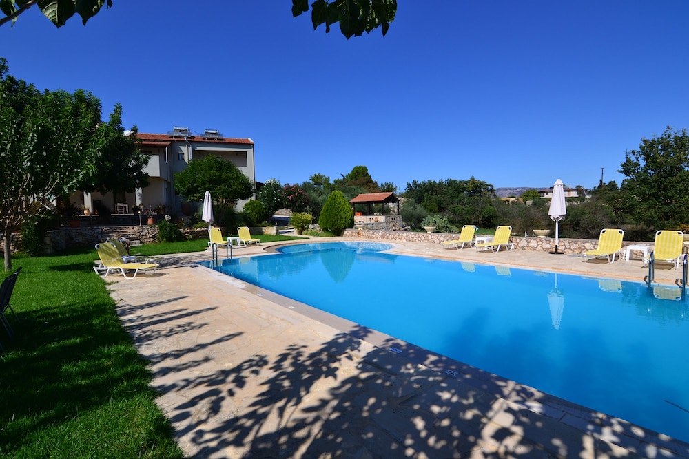 Elianthos Villa 39/41
