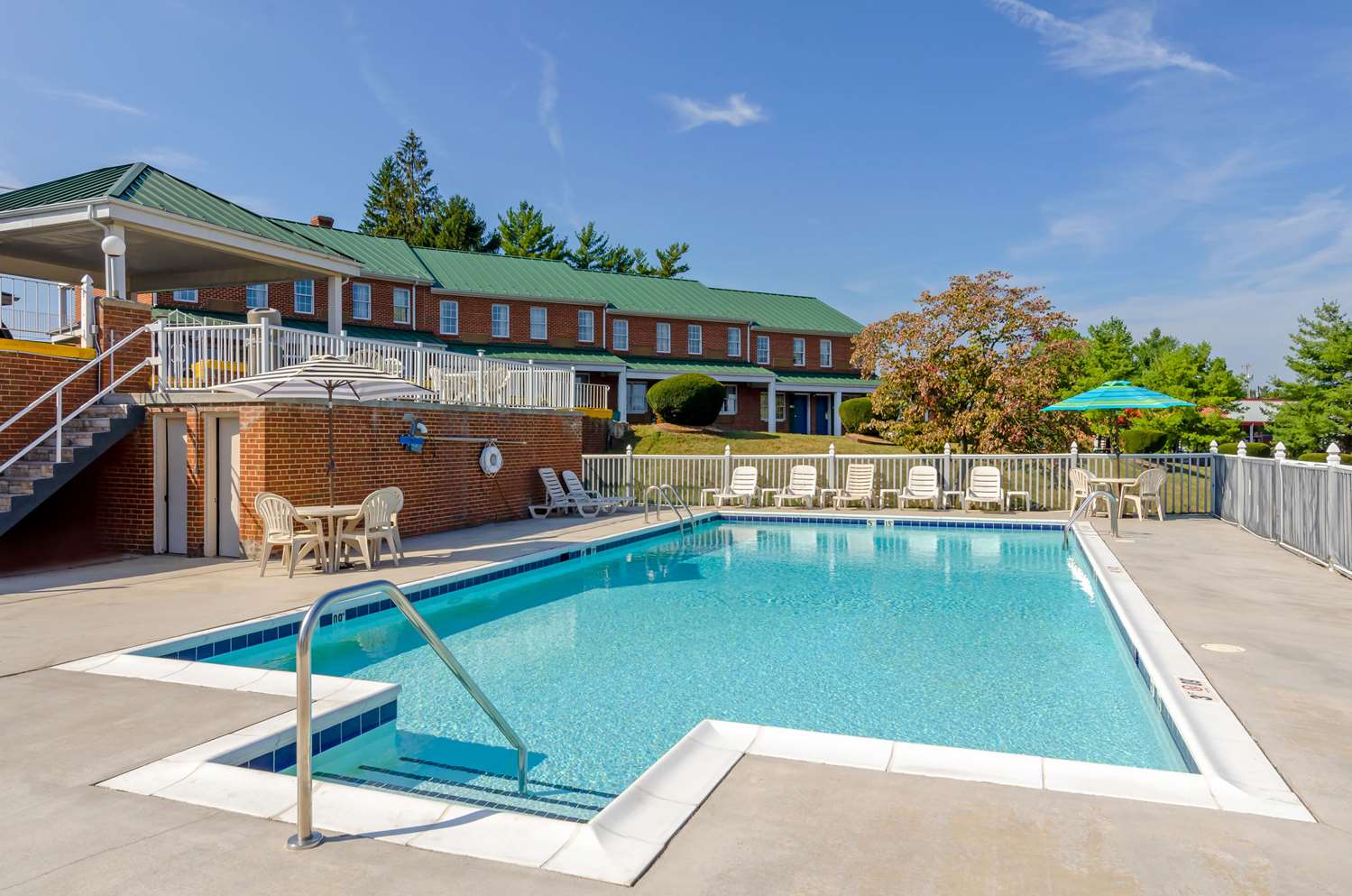 Quality Inn Waynesboro - Skyline Drive, VA 10/10