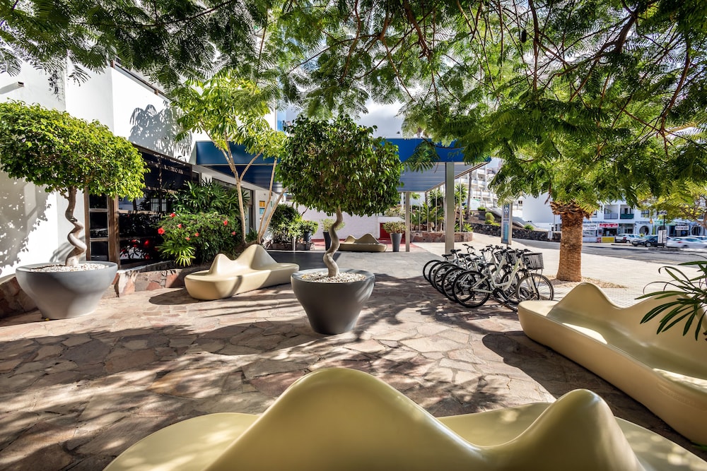 Aguamar Apartments 26/30
