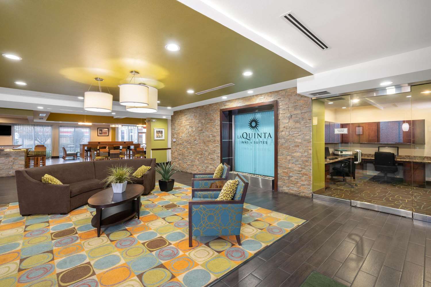 La Quinta Inn Suites Houston Willowbrook 29/61