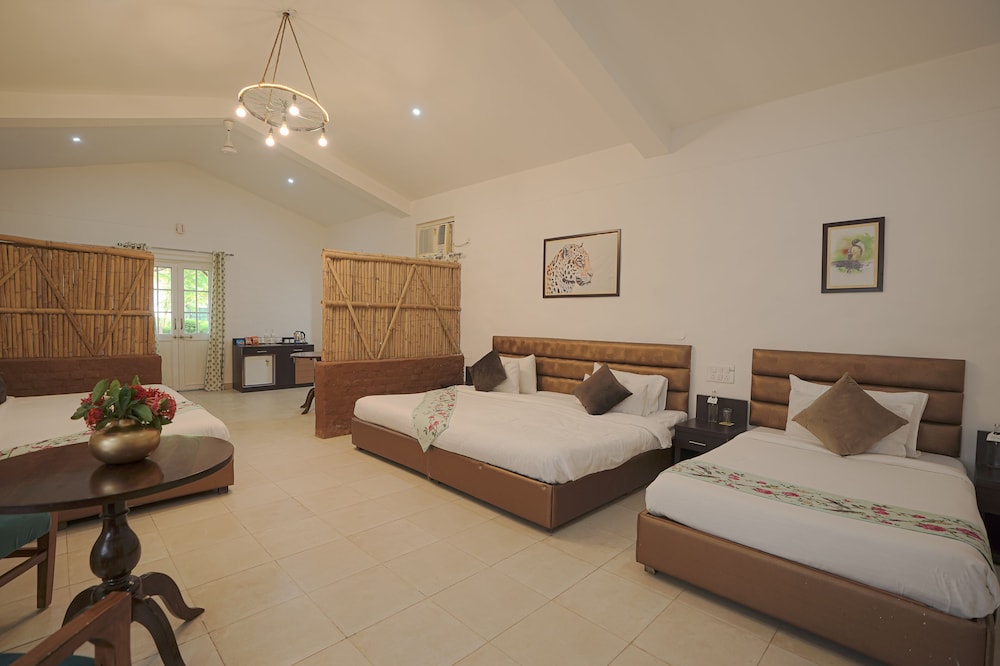 Astroport Sariska Treetop by Eight Continents 24/58