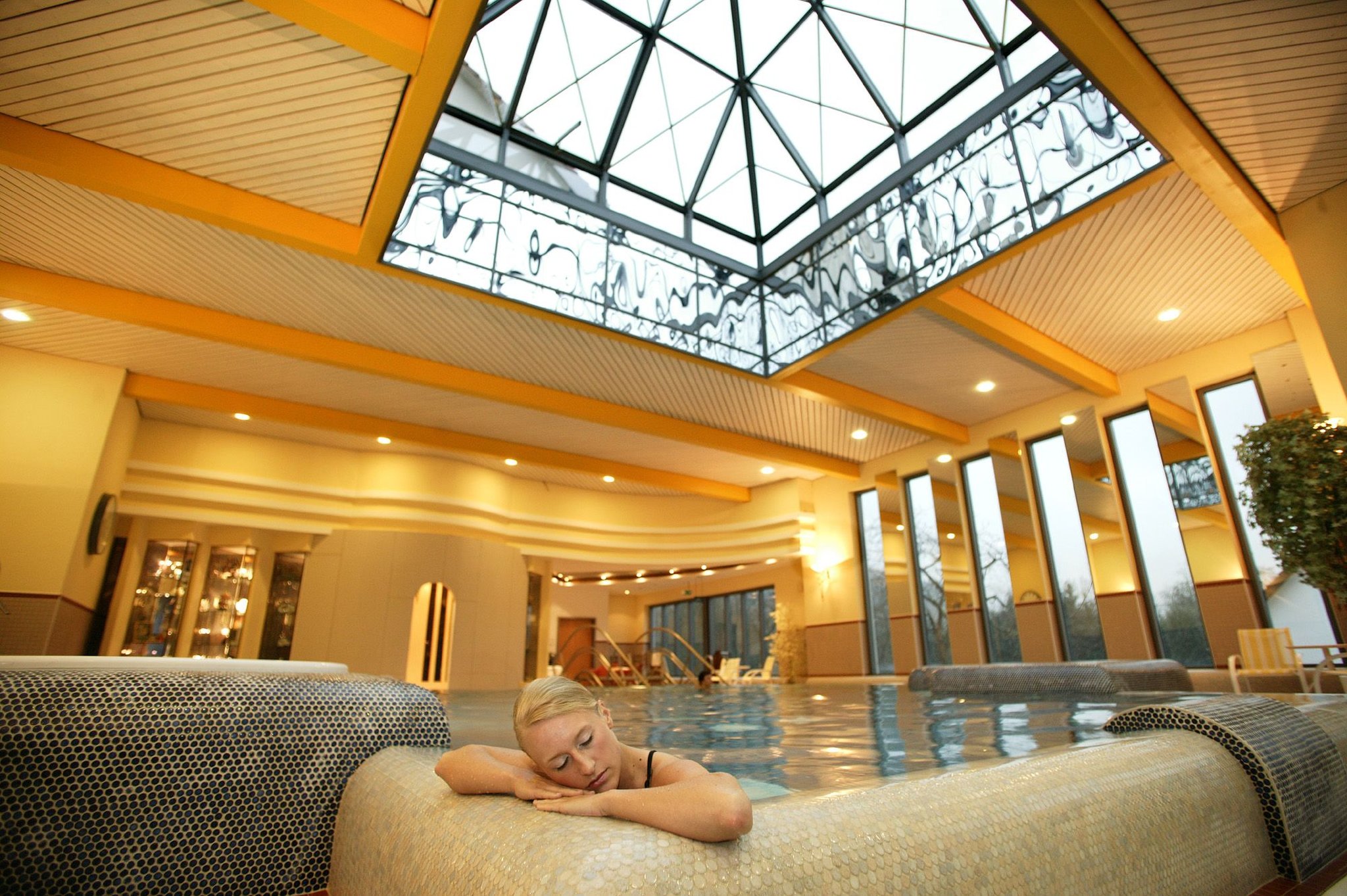 Gobels Schlosshotel Prinz von Hessen 4/12