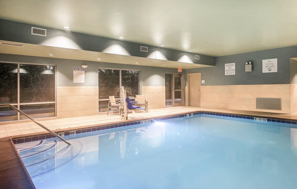 Holiday Inn Express Williamsburg 3/66