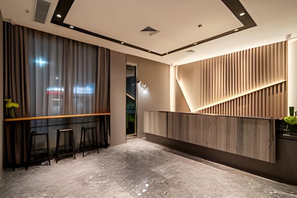 Home Inn Selected (Xiamen Zhongshan Road Pedestrian Street) 53/58