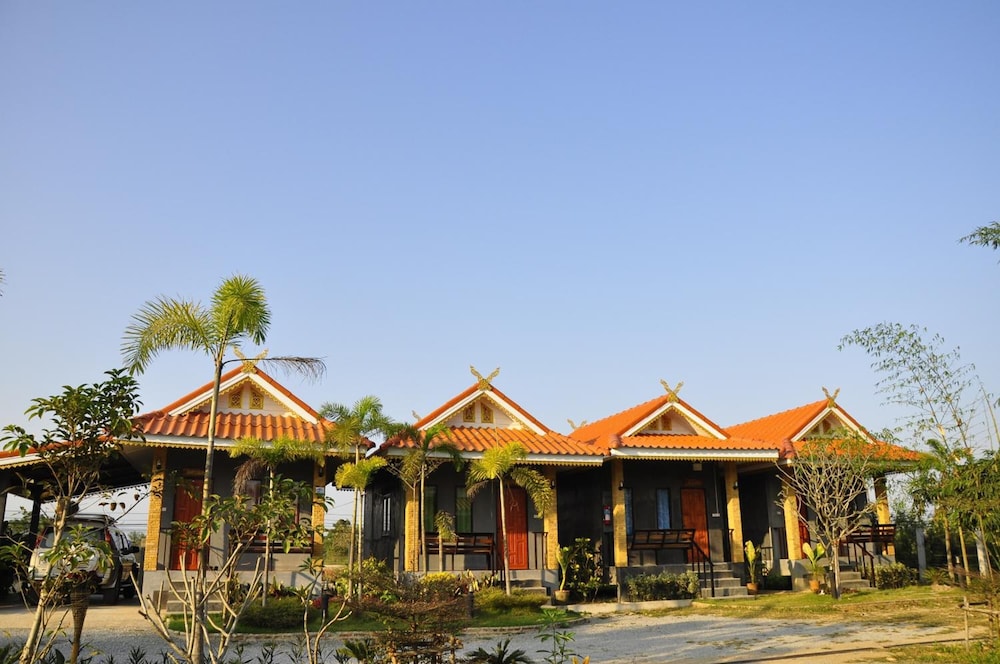 Chiang Rai Khuakrae Resort 6/64