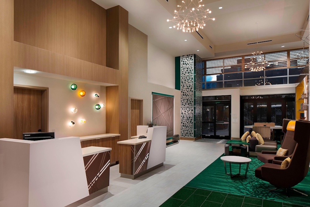 Lobby at Courtyard by Marriott San Diego Gaslamp/Convention Center, SAN DIEGO - CA