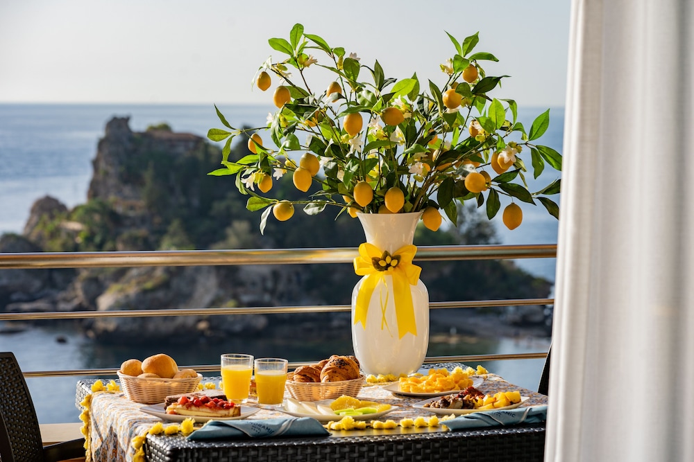 Panoramic Hotel Taormina 25/50