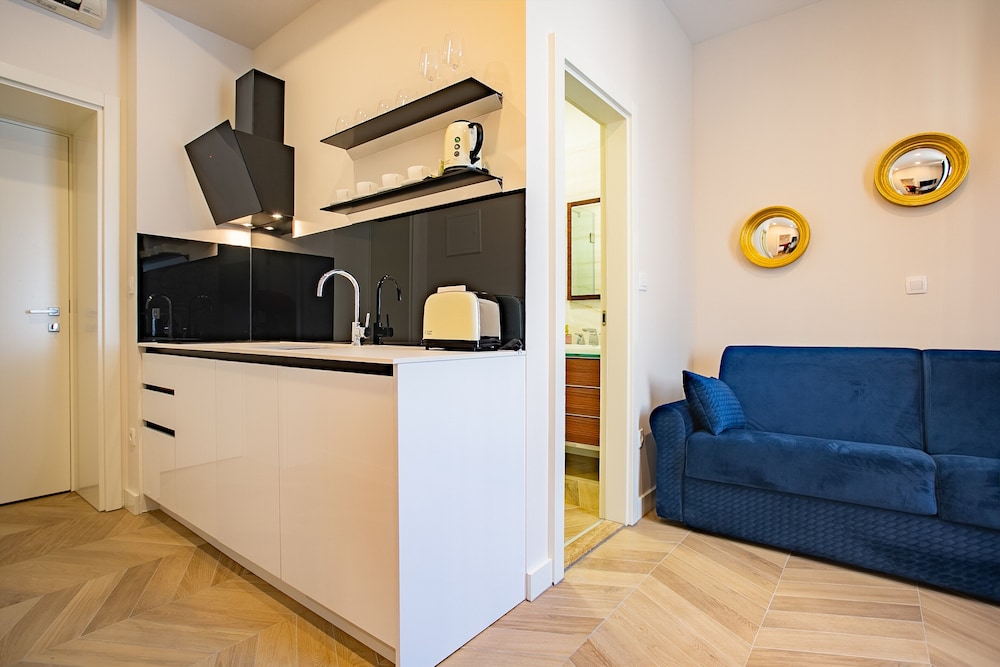Split Best4stay Luxury Rooms 1/22