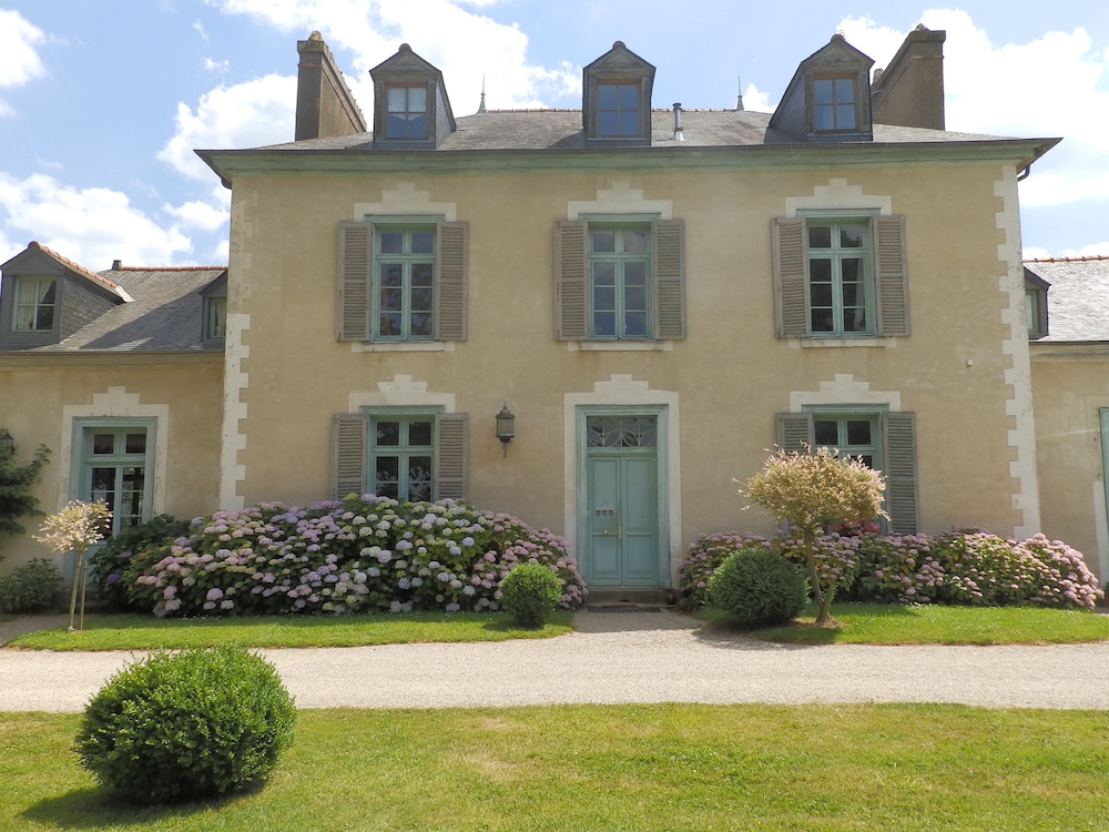 Chateau Du Pin Iffendic 3/50