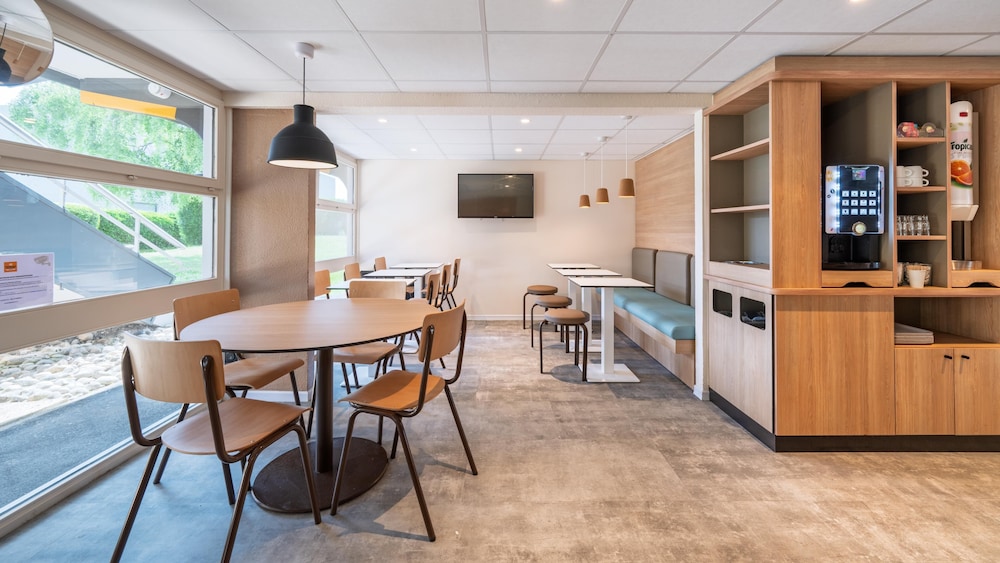 Premiere Classe Valenciennes Sud Rouvignies 44/50