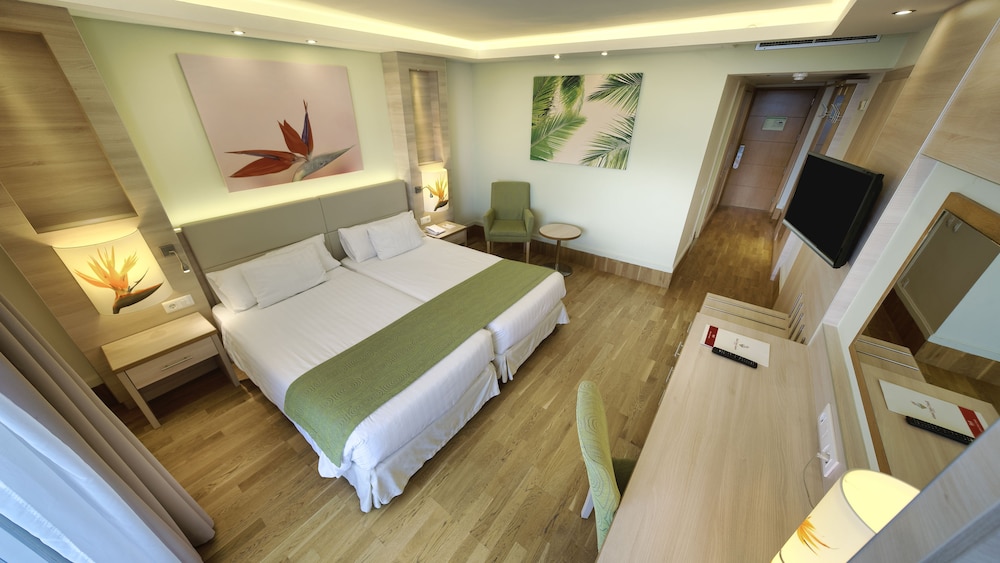 Bull Costa Canaria & SPA - Only Adults 8/48