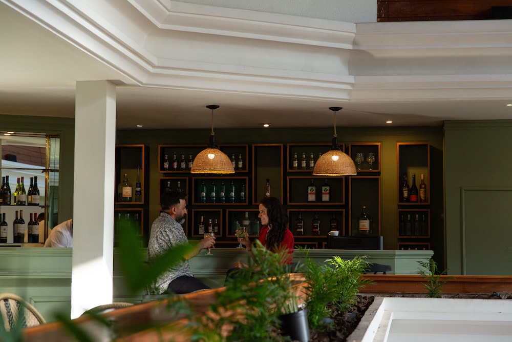Hotel Puerta del Sur 5/50