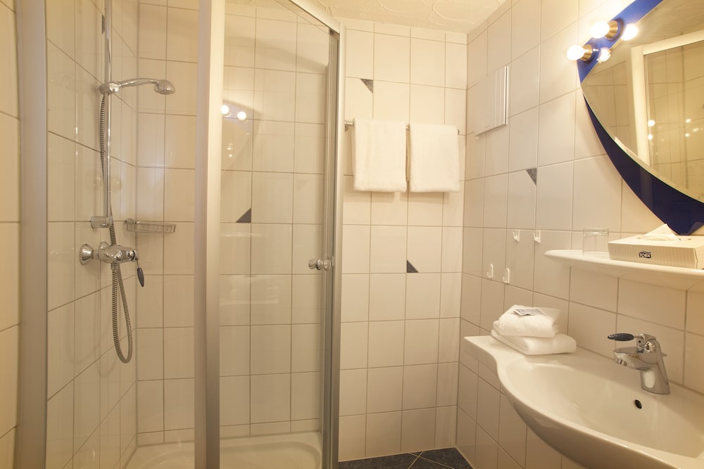 Landhotel Seeg 38/40