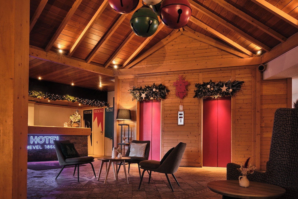 Lake Hotel Courchevel 1850 21/50