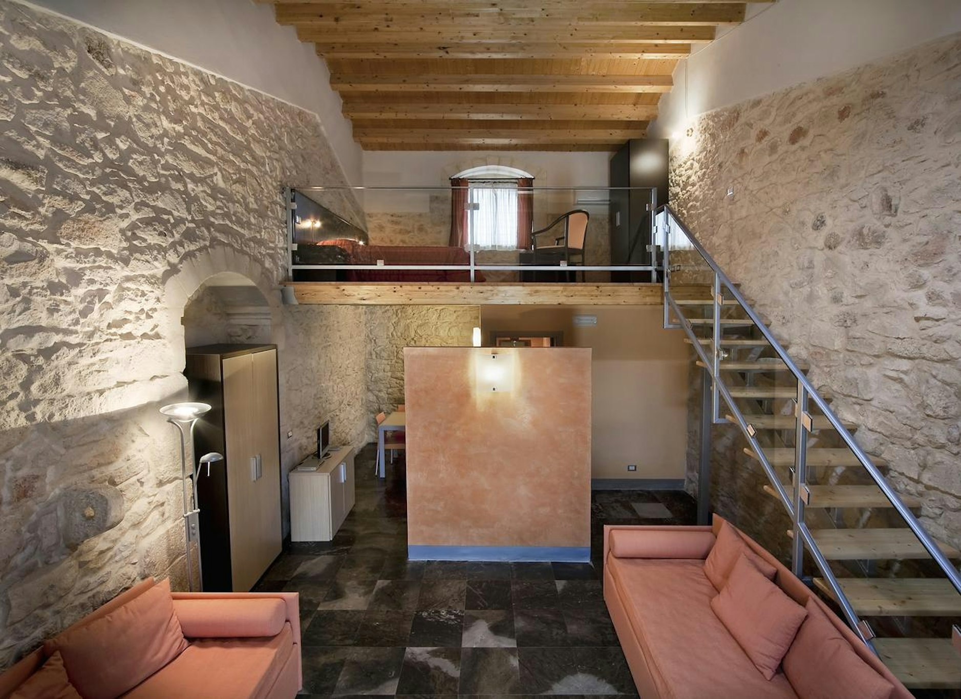 Hotel Casato Licitra 22/44