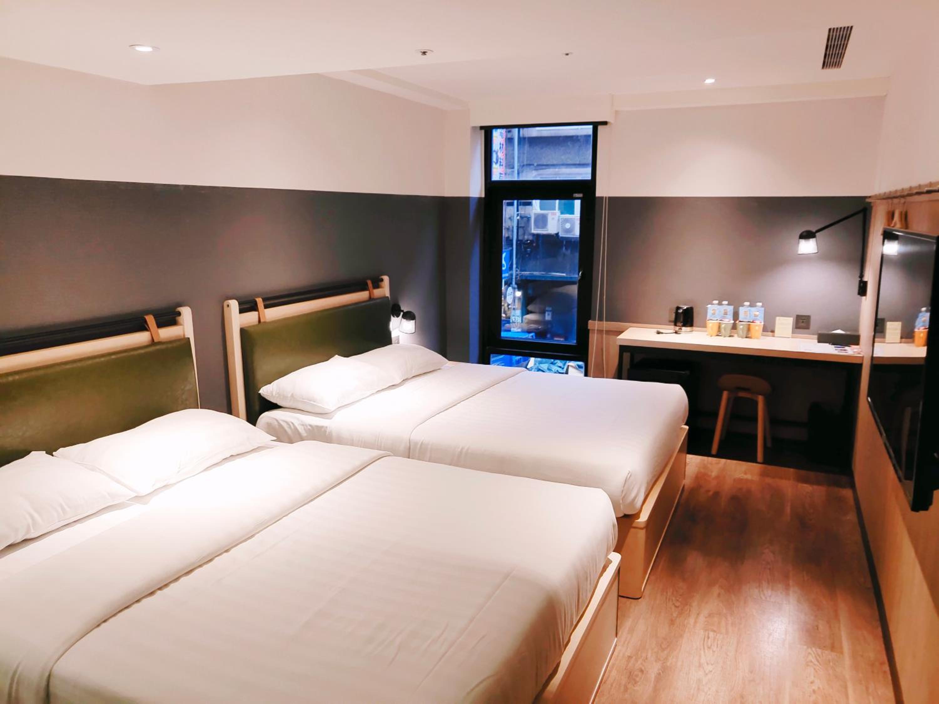 Deluxe, Family, 2 Double Beds