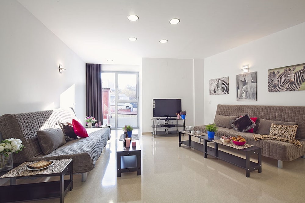 CHARMSUITES NOU RAMBLA APARTMENTS 23/42