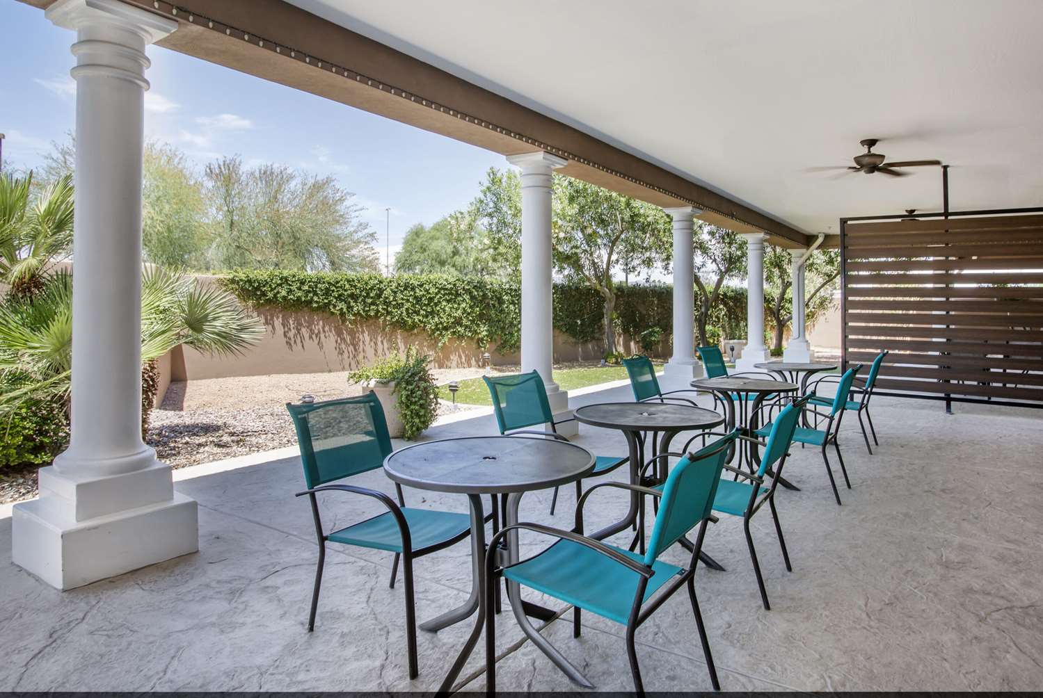 Country Inn & Suites by Radisson, Mesa, AZ 15/22