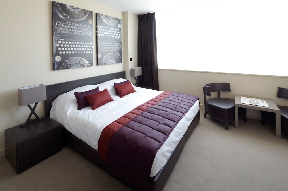 Hotel Xanadu 30/64