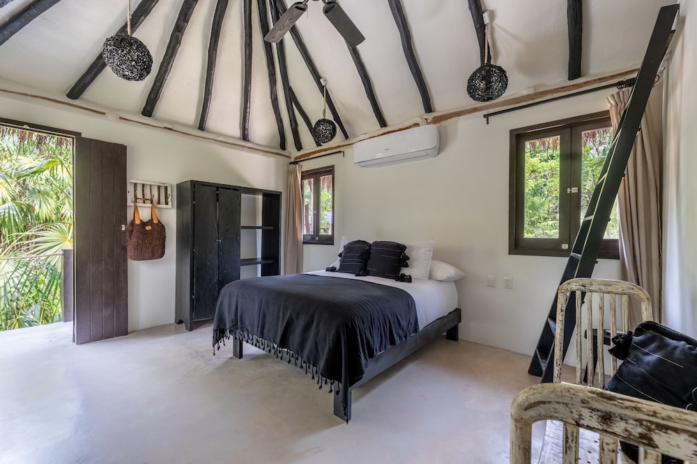 NEST Tulum 16/50