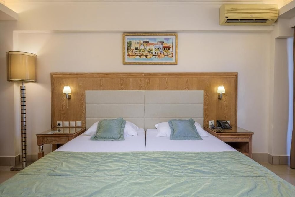 Natura Park Village Hotel & Spa 17/58