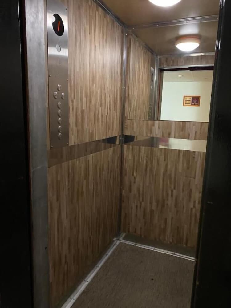 Canada Hotel Budapest 7/50
