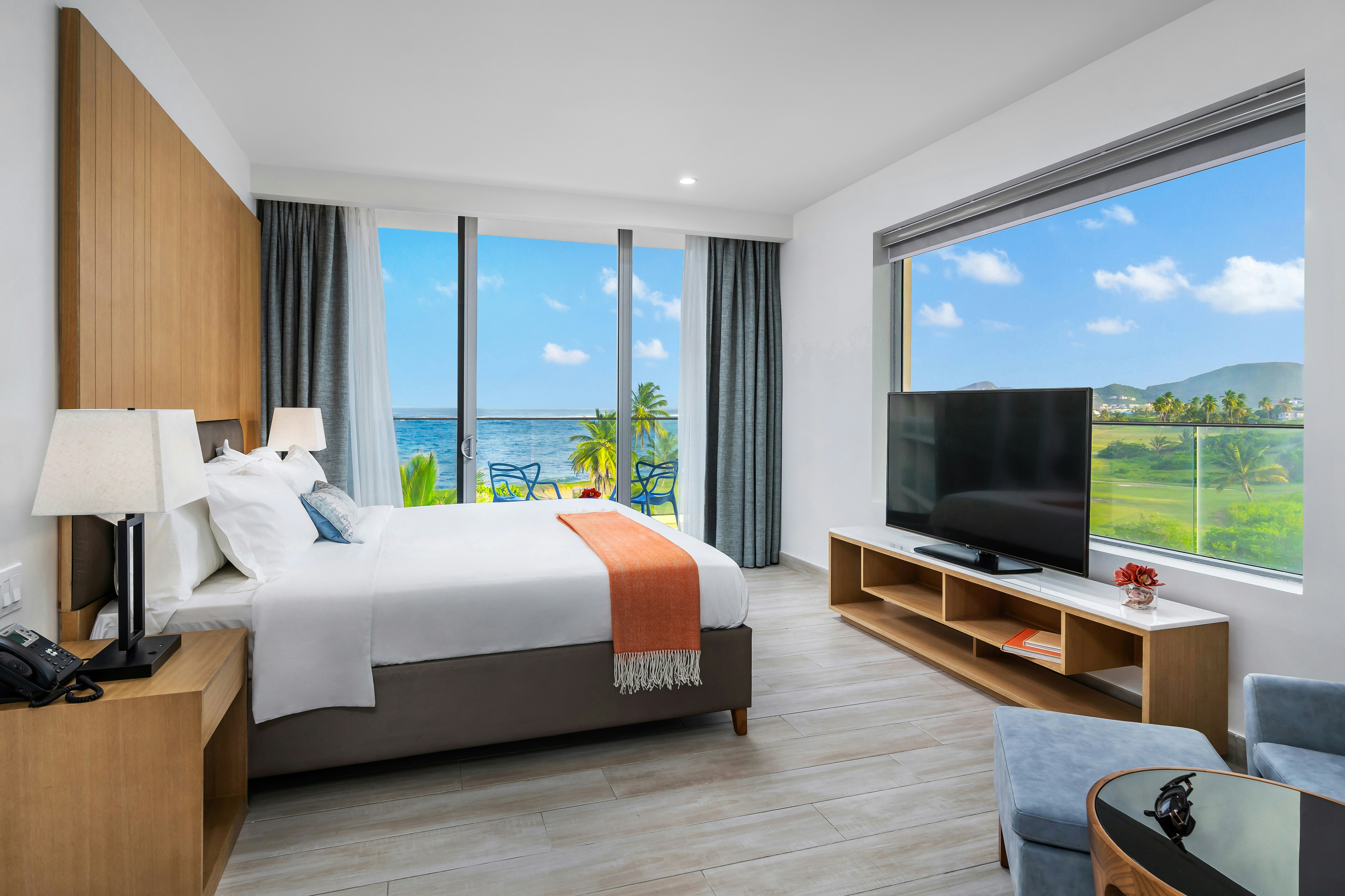 Room, King Bed, Ocean Front