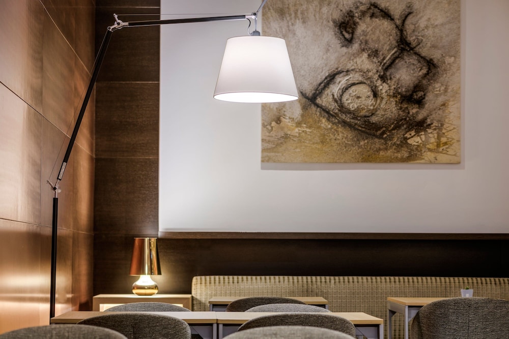 AC Hotel Alcala de Henares by Marriott 22/50