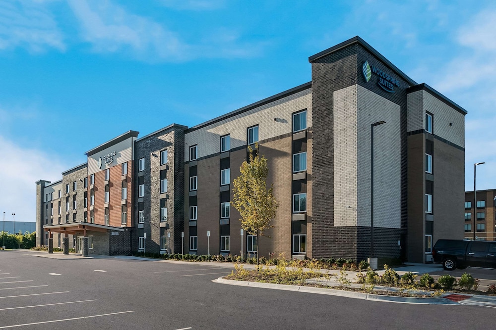 Woodspring Suites Detroit Sterling Heights 23/32