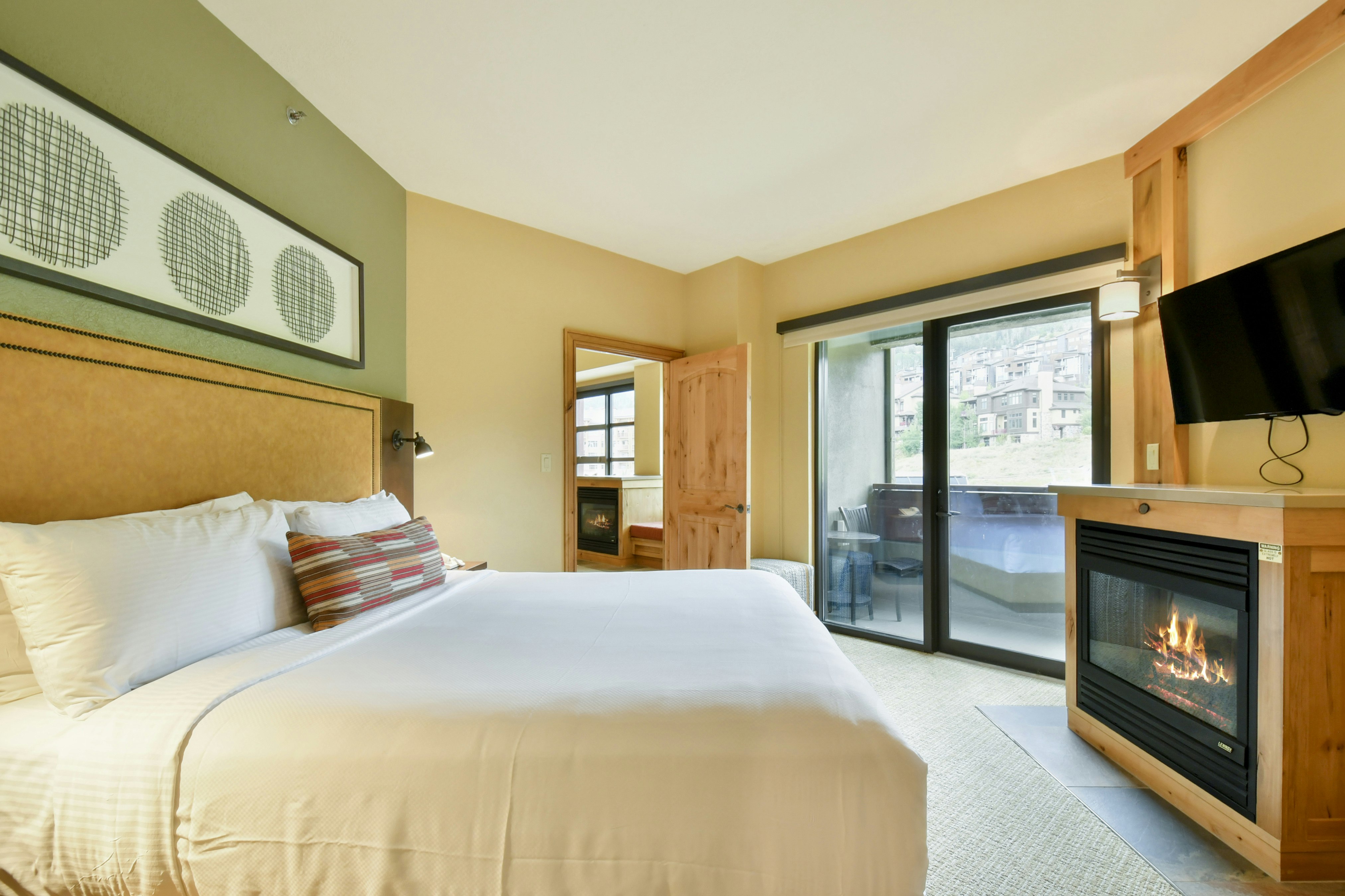 3 Bedrooms, Grand, Summit, Loft