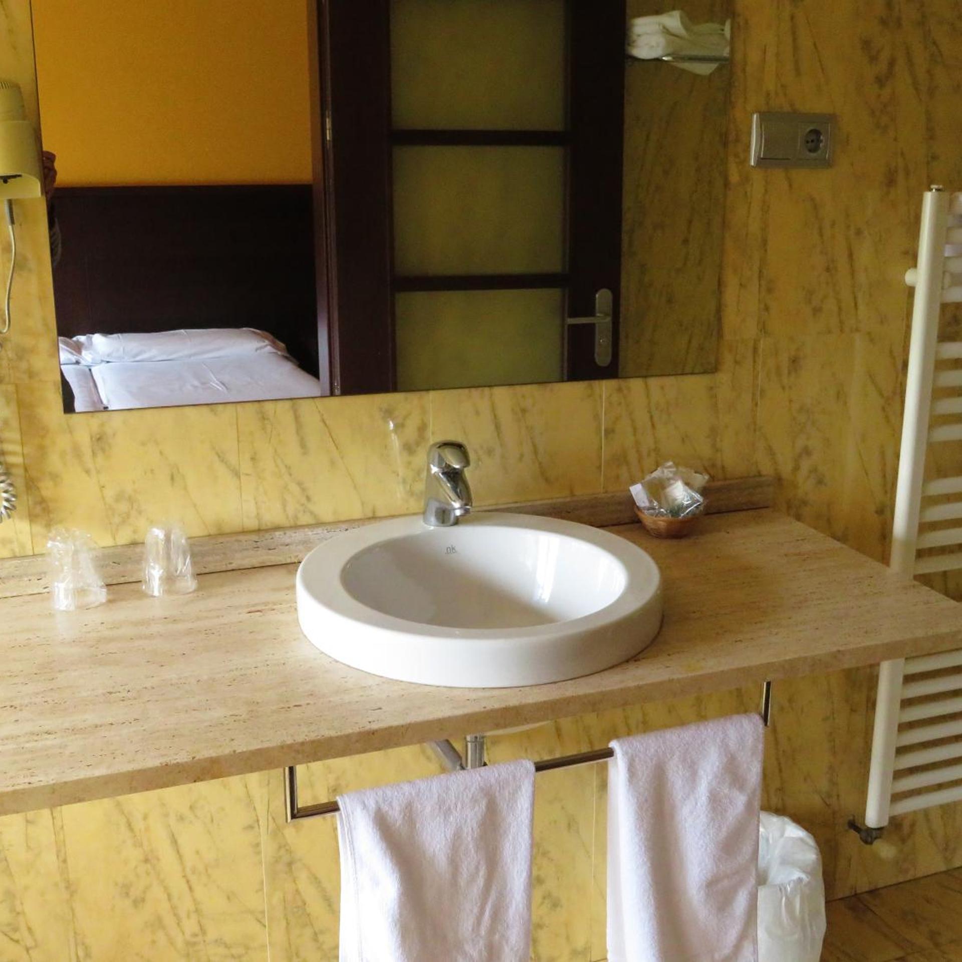 Euba Hotel 46/50