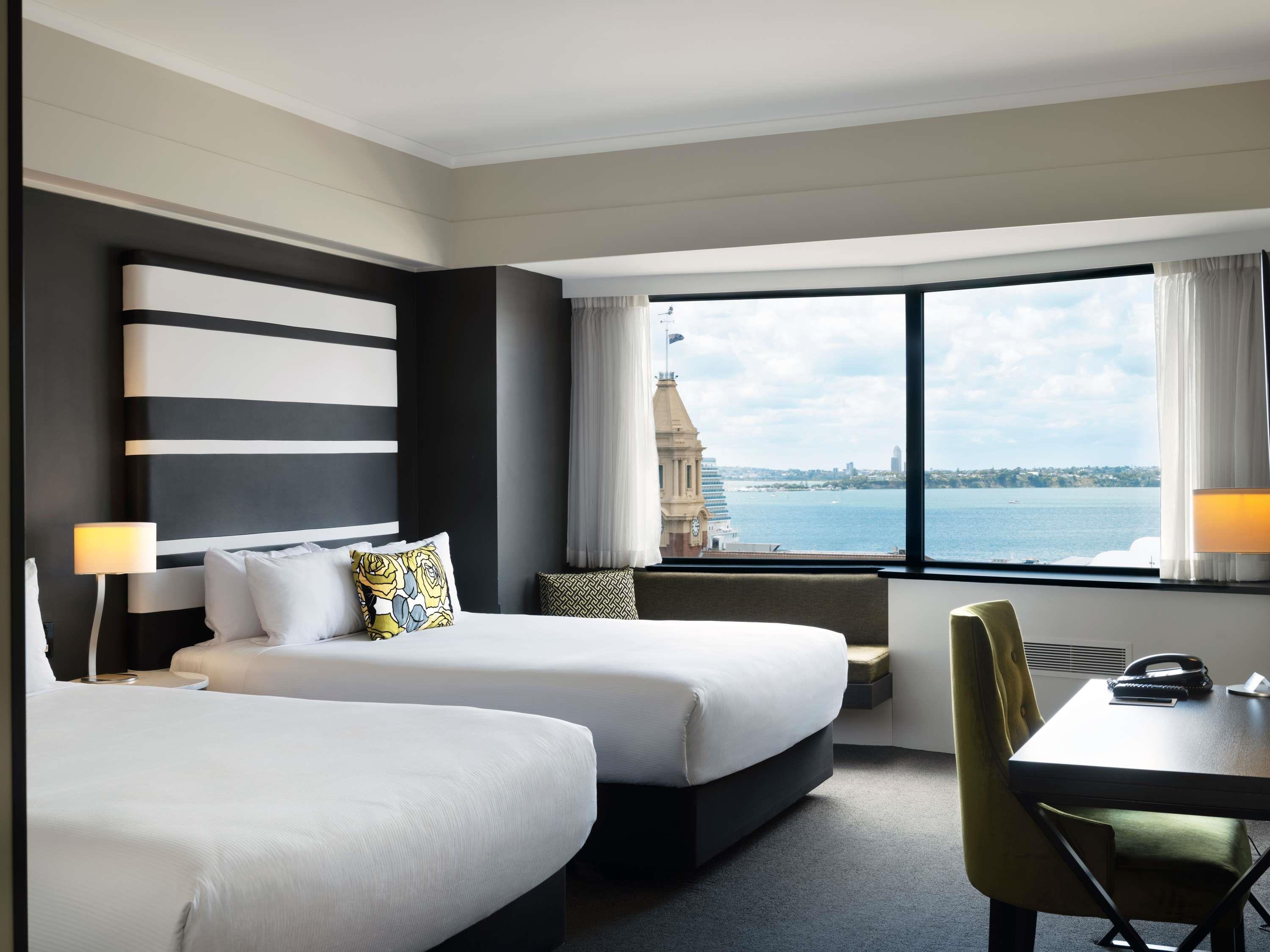 Deluxe, 2 Queen Beds