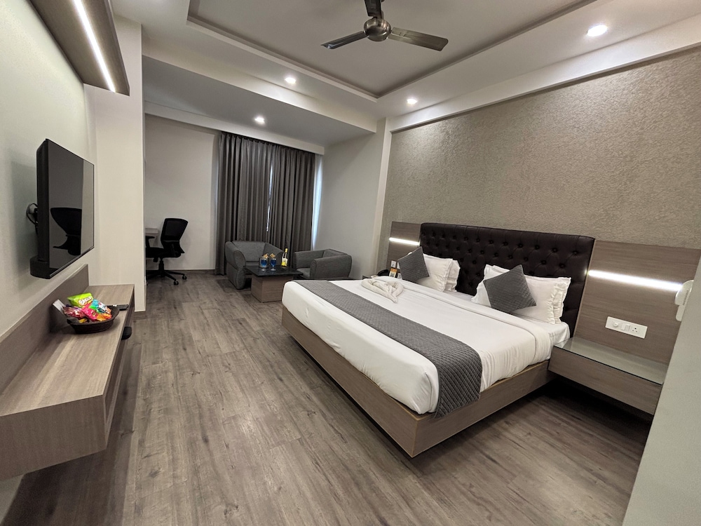 HOTEL RESIDENCY 9/47