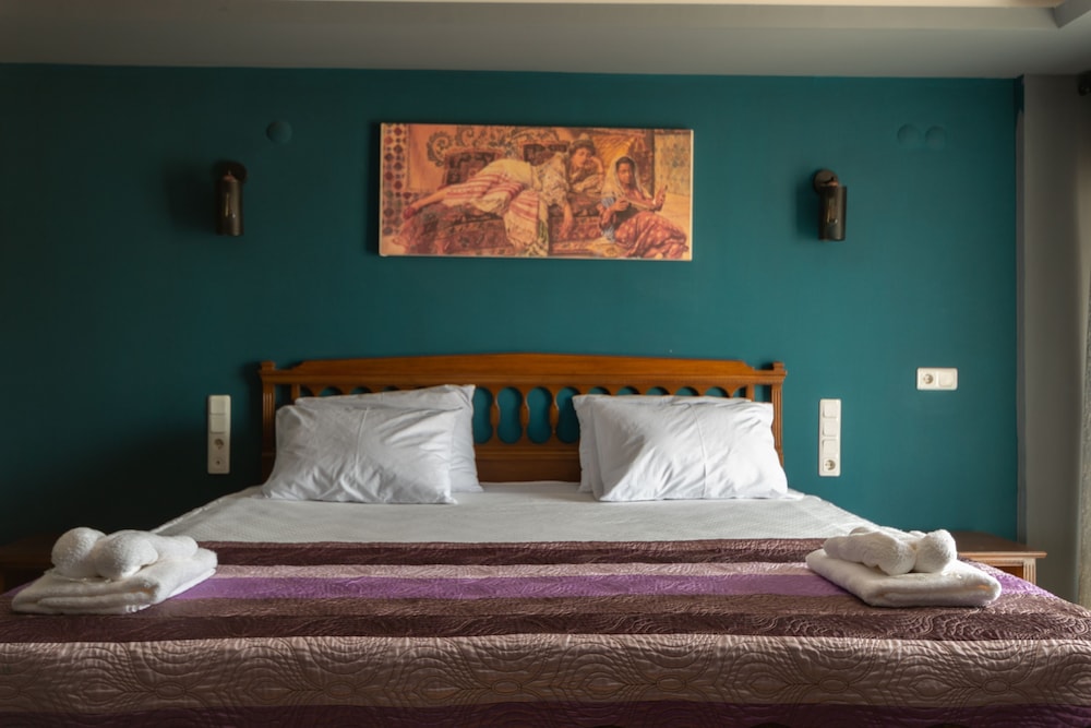 Rebetika Hotel 20/67