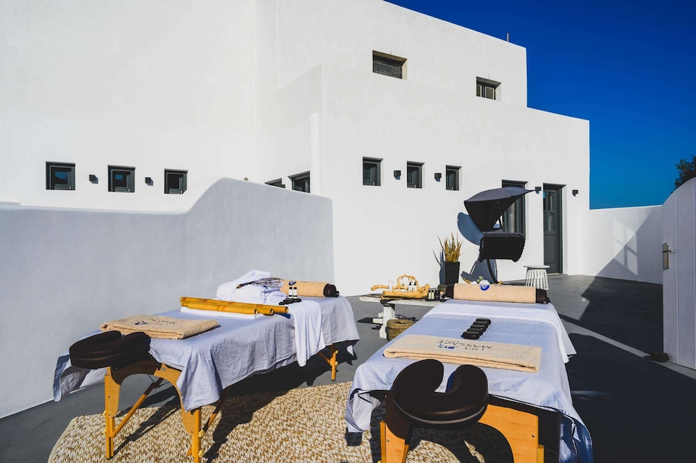 Santolia Art Suites Santorini 51/56
