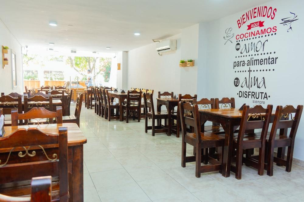 Hotel Rodadero Inn By GEH Suites 13/16