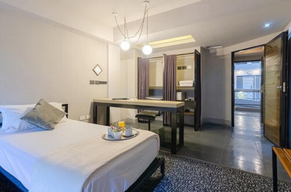 Prodeo Hotel Lounge 22/70