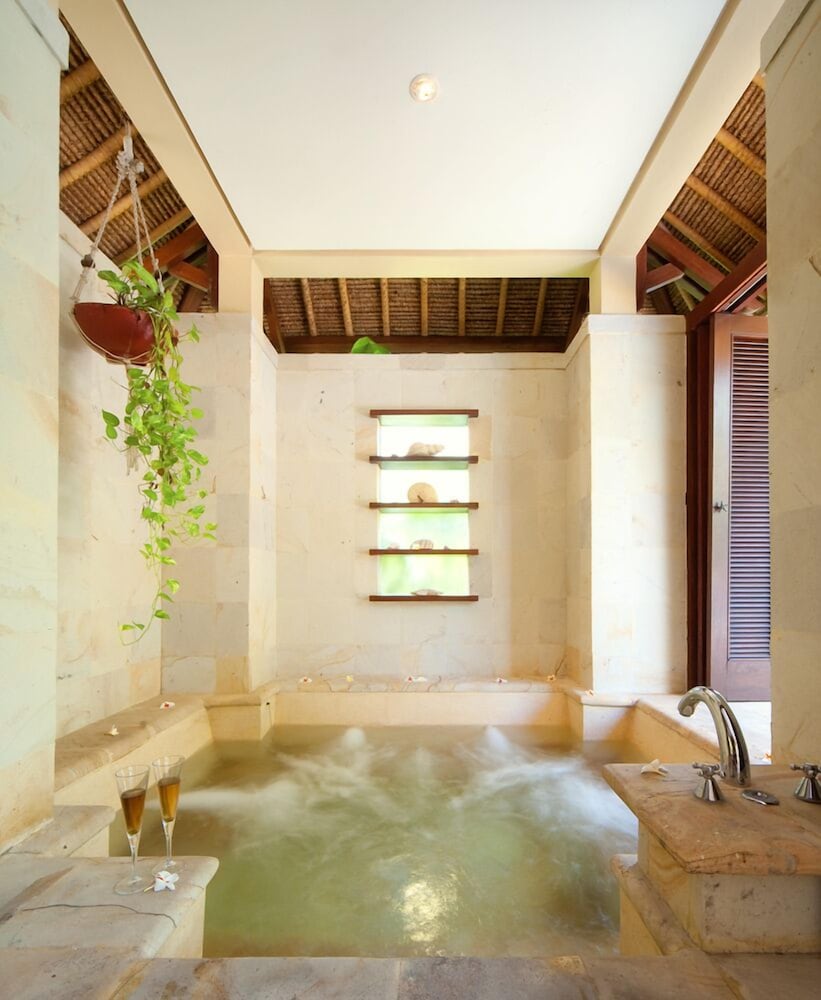 Pool Villa Merumatta Senggigi 22/50