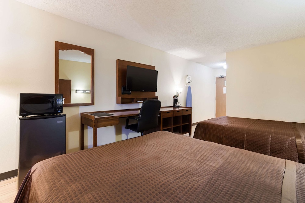 Rodeway Inn Gallup West NM 25/41