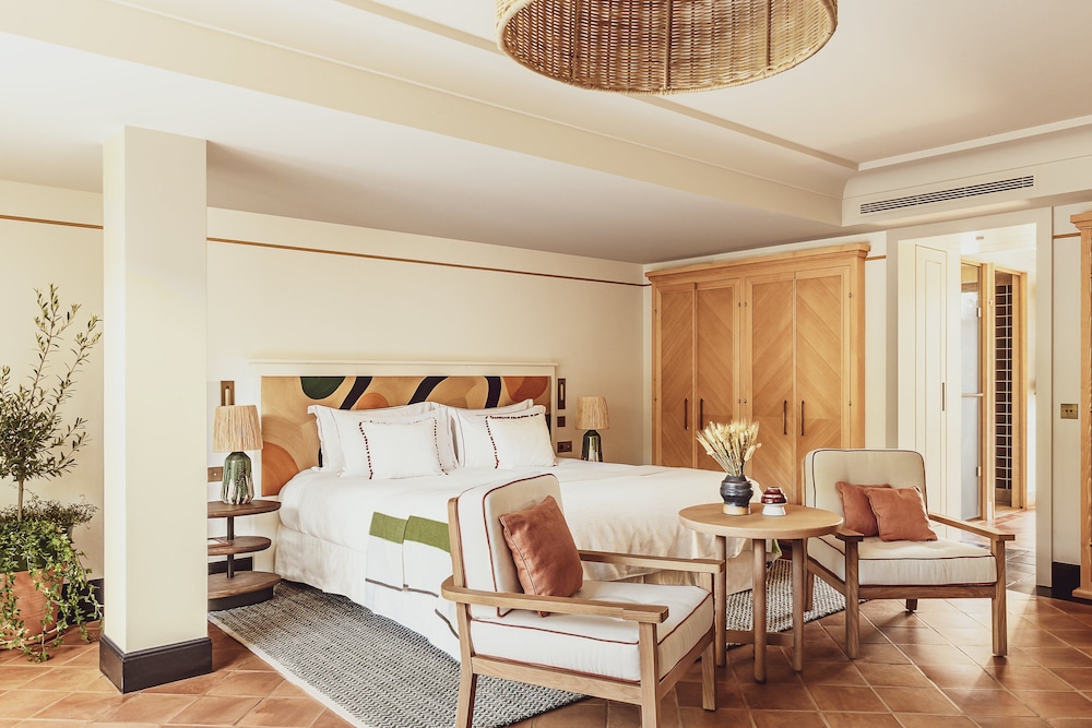 PRESTIGE, JUNIOR SUITE