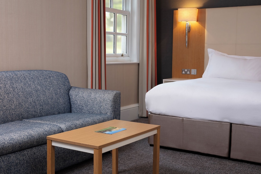 Oulton Hall Hotel, Spa & Golf Resort 26/65
